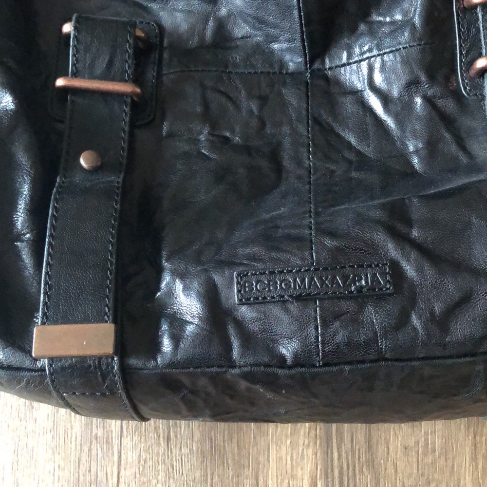 BCBG Maxazria Black Leather Crinkle Utility Bag - Picture 6 of 7